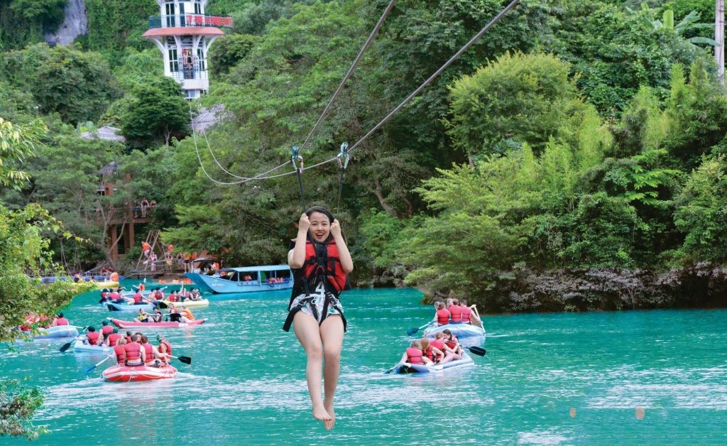 Tổng hợp giá vé tham quan và các điểm du lịch tại Quảng Bình 2023
